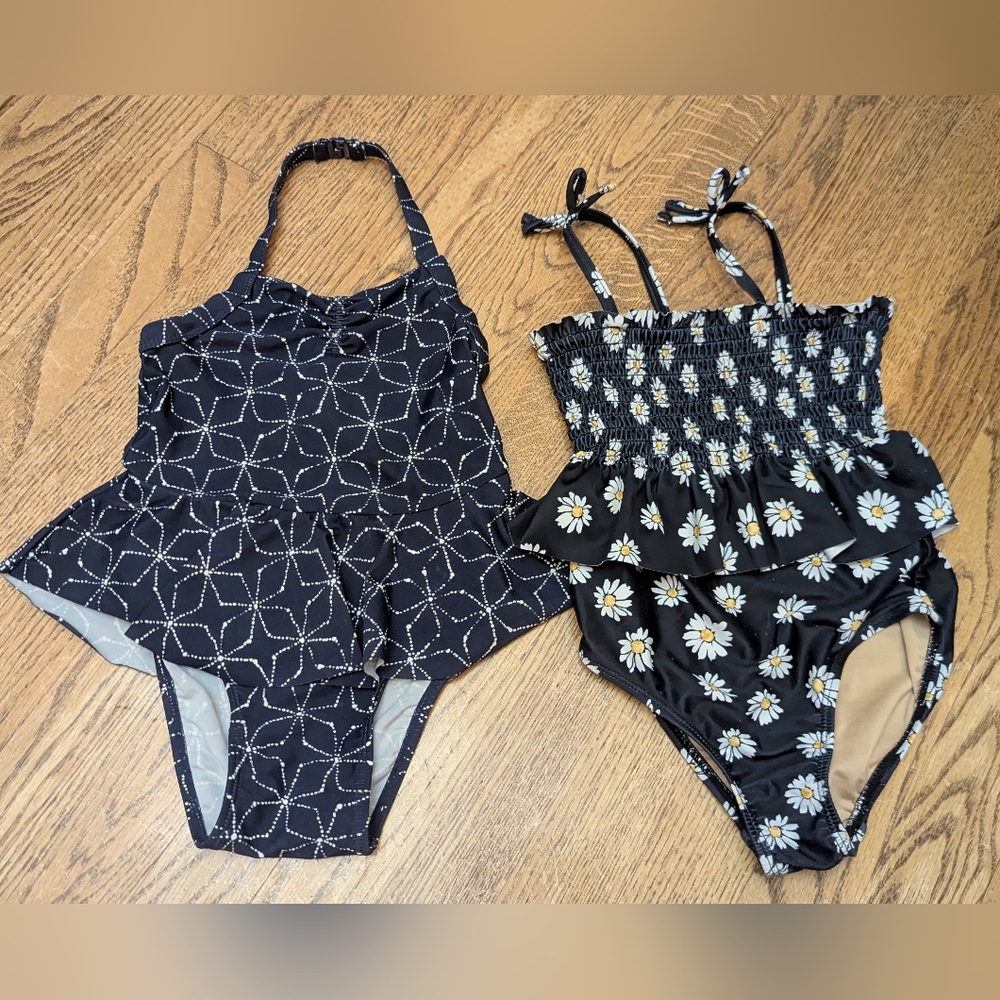 5t Old Navy swimsuit bundle peplum stars and daisies